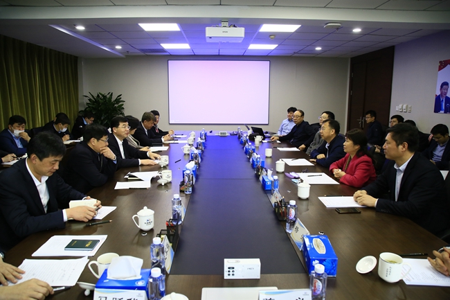 威海市市委書記張海波一行到訪有研集團