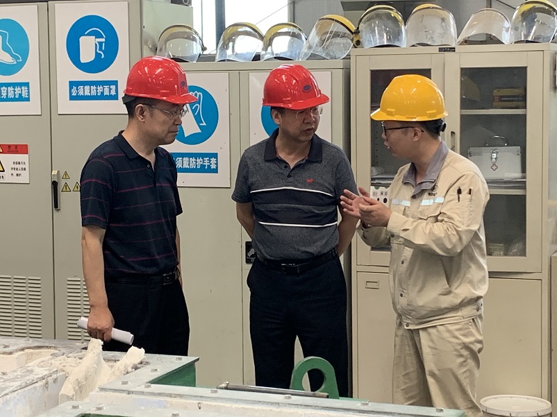 有研集團黨委書記、董事長趙曉晨赴懷柔進行安全檢查
